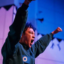 De T.O.P à Thanos : Un retour marqué par la&nbsp;controverse